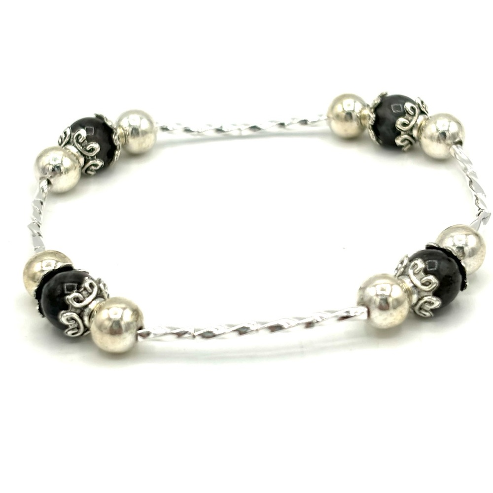 HAND CRAFTED Dainty Sterling Silver Stretch Bracelet with Labradorite
